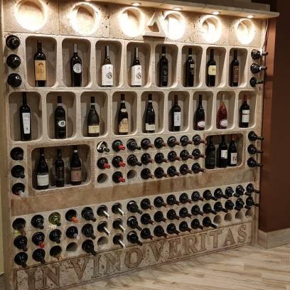 Portabottiglie per cantina WineMOD .Progetto per Ristorante Piramide